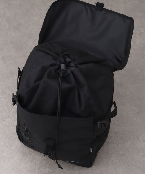 MICHAEL LINNELL(マイケル リンネル)の「【MICHAEL LINNELL/マイケルリンネル】Big Backpack/ビッグ バックパック(容量:約32L)(バックパック/リュック・メンズ・ブラック×レッド/ブラック×シルバー/ブラック×ブラック・FREE)」の11枚目の写真