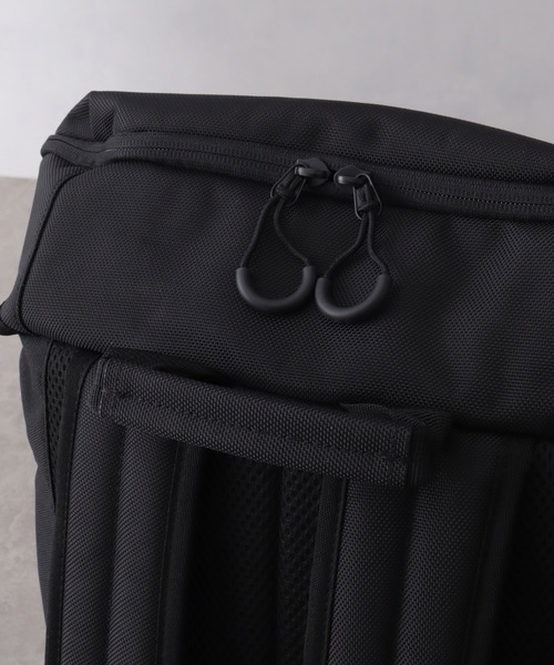 MICHAEL LINNELL(マイケル リンネル)の「【MICHAEL LINNELL/マイケルリンネル】Big Backpack/ビッグ バックパック(容量:約32L)(バックパック/リュック・メンズ・ブラック×レッド/ブラック×シルバー/ブラック×ブラック・FREE)」の8枚目の写真