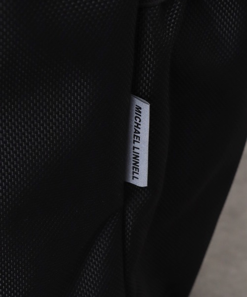 MICHAEL LINNELL(マイケル リンネル)の「【MICHAEL LINNELL/マイケルリンネル】Big Backpack/ビッグ バックパック(容量:約32L)(バックパック/リュック・メンズ・ブラック×レッド/ブラック×シルバー/ブラック×ブラック・FREE)」の7枚目の写真