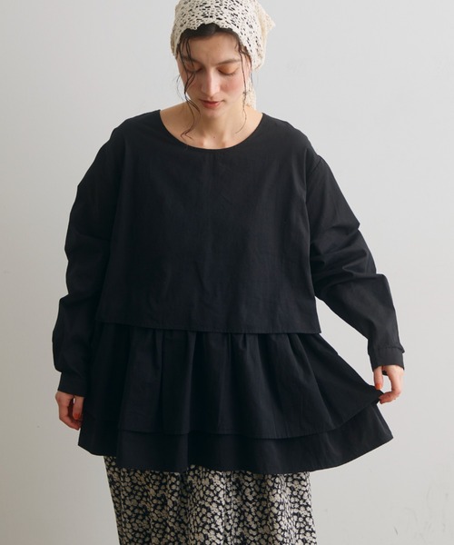 Crisp（クリスプ）の「レイヤードギャザーブラウス（シャツ/ブラウス・レディース・ホワイト/ブラック・FREE）」の2枚目の写真