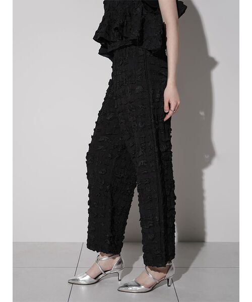 :ETHROF（イーサオブ）の「JACQUARD WIDE LINE PANTS（その他パンツ・レディース・ホワイト/ブラック・MEDIUM）」の3枚目の写真