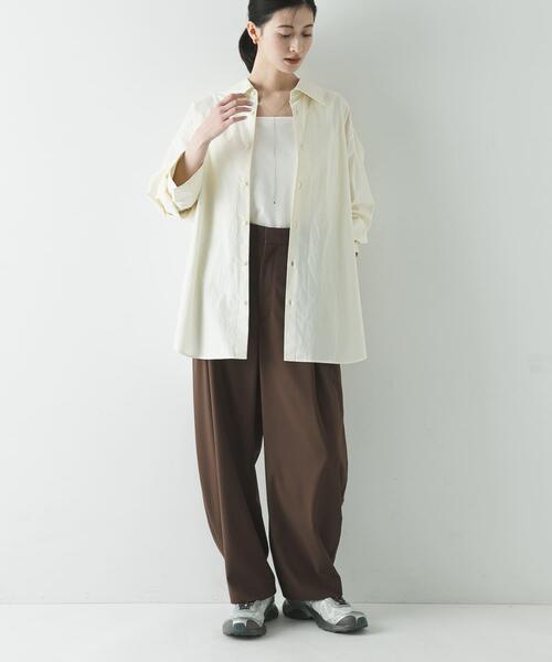 URBAN RESEARCH（アーバンリサーチ）の「タックカーブスラックス（その他パンツ・レディース・ブラウン/チャコールグレー・36/40/38）」の6枚目の写真