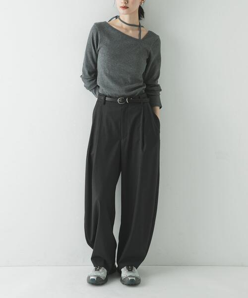 URBAN RESEARCH（アーバンリサーチ）の「タックカーブスラックス（その他パンツ・レディース・ブラウン/チャコールグレー・36/40/38）」の12枚目の写真