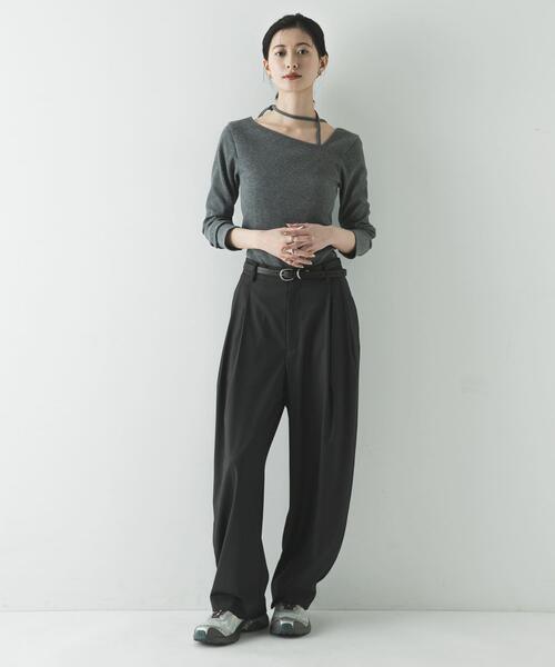 URBAN RESEARCH（アーバンリサーチ）の「タックカーブスラックス（その他パンツ・レディース・ブラウン/チャコールグレー・36/40/38）」の13枚目の写真