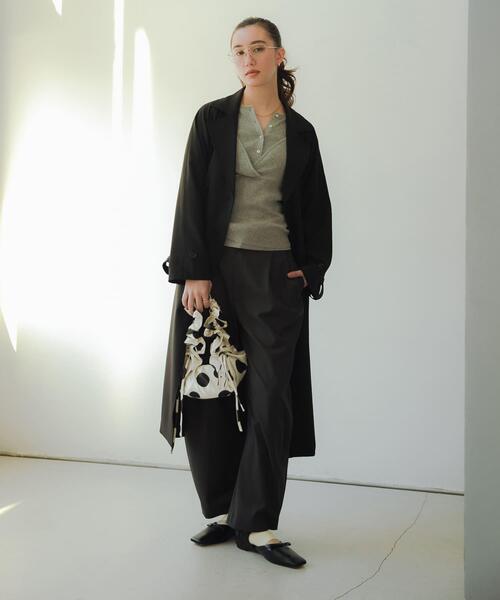 URBAN RESEARCH（アーバンリサーチ）の「タックカーブスラックス（その他パンツ・レディース・ブラウン/チャコールグレー・36/40/38）」の15枚目の写真