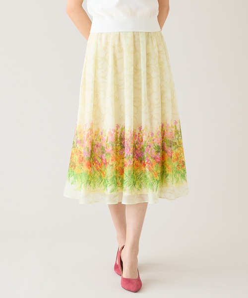 Rose Tiara(ローズティアラ)の「【セットアップ対応】フラワーガーデンオーガンジースカート(スカート・レディース・ネイビー/イエロー・38/42/46)」の4枚目の写真