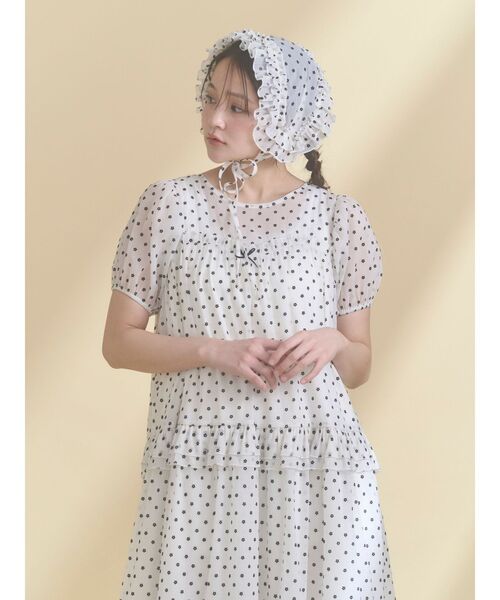 merry jenny（メリージェニー）の「petit flowerフロッキーヘッドドレス（カチューシャ・レディース・オフホワイト/ブラック・FREE）」の9枚目の写真