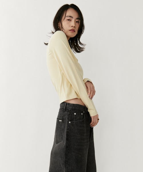 VION(ヴィオン)の「Stripe Wide Denim Pants / ストライプワイドデニムパンツ(デニムパンツ・レディース・ブラック/ブルー・S/M)」の22枚目の写真