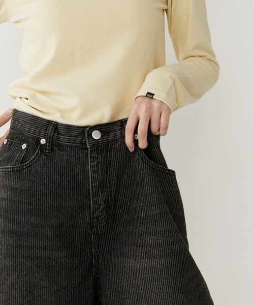 VION（ヴィオン）の「ストライプワイドデニムパンツ / Stripe Wide Denim Pants（デニムパンツ・レディース・ブラック/ブルー・S/M）」の21枚目の写真