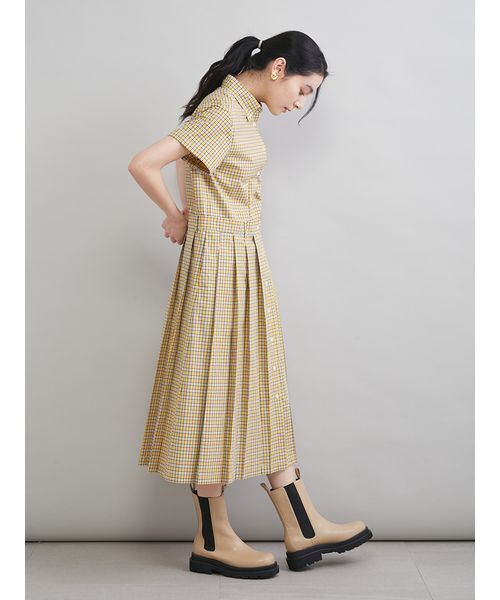 Mila Owen（ミラオーウェン）の「プリーツシャツワンピース（ワンピース・レディース・イエロー/ネイビー/ベージュ・1/0）」の5枚目の写真