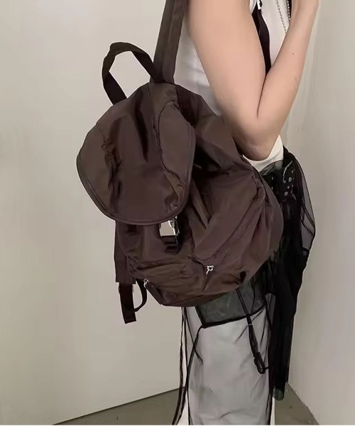 ammy.(エイミードット)の「【 ammy. / エイミードット 】 ラウンドフォルム フラップ バックパック(バックパック/リュック・レディース・ダークブラウン/アイボリー/ブラック・FREE)」の17枚目の写真