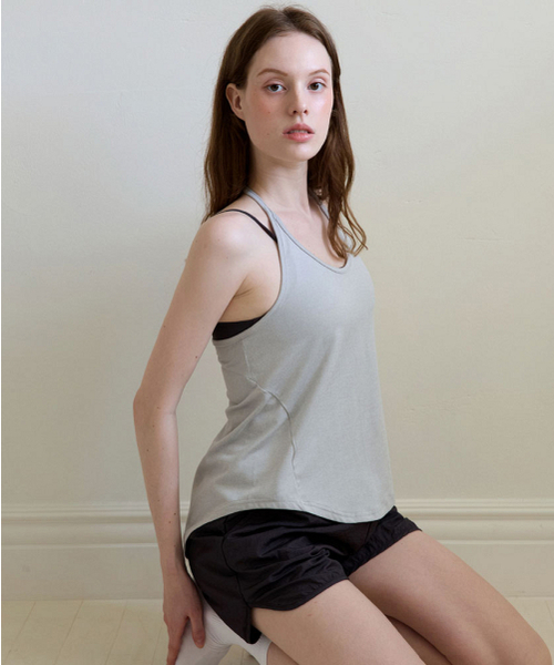 DEVIWEAR(デヴィウェア)の「スリットホルター ノースリーブ DEVI-TS0052-グレー(Tシャツ/カットソー・レディース・グレー・FREE)」の1枚目の写真