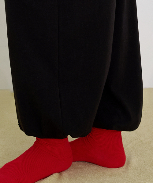 DEVIWEAR（デヴィウェア）の「女性ヨガウェア DEVI-DO1003-ブラック ピラティス [DO] ベーシックバルーンハーレムパンツ（スウェットパンツ・レディース・ブラック・FREE）」の5枚目の写真