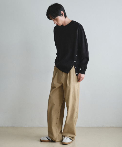 WEDNESDAY OASIS(ウェンズデーオアシス)の「テーラードディープワンタックチノパンツ_BEIGE(W25PT22)(スラックス・メンズ・ベージュ・MEDIUM/LARGE)」の3枚目の写真