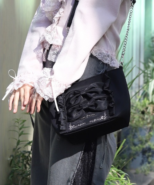 axes femme(アクシーズファム)の「撥水ナイロンリボンショルダー(ショルダーバッグ・レディース・ピンク/キナリ/ブラック・FREE)」の2枚目の写真