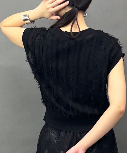 NICOLE white（ニコルホワイト）の「フリンジニットプルオーバー（ニット/セーター・レディース・ブラック・FREE）」の12枚目の写真