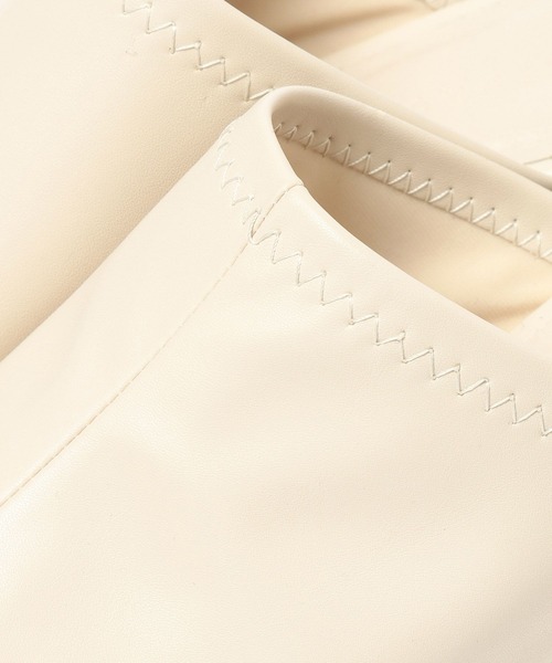 LOWRYS FARM（ローリーズファーム）の「ディープアッパーサンダル 661482（サンダル・レディース・ブラウン/アイボリー/ブラック/ブルー・MEDIUM/LARGE）」の16枚目の写真