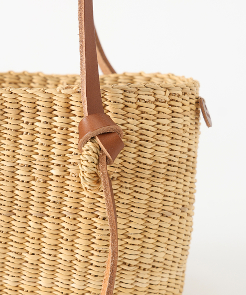 IENA（イエナ）の「MUUN/ムーニュ MINI ZORRO バッグ MZOR_COT_NTAECT（ショルダーバッグ・レディース・ベージュ・FREE）」の11枚目の写真