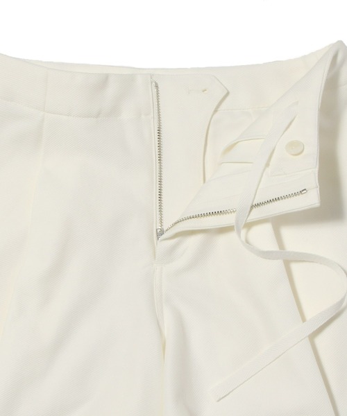 ESTNATION(エストネーション)の「GOOD PEOPLE GOOD STITCHING GOOD PRODUCT for ESTNATION / チノバランサーキュラーパンツ(スラックス・レディース・ホワイト・SMALL/X-SMALL)」の4枚目の写真
