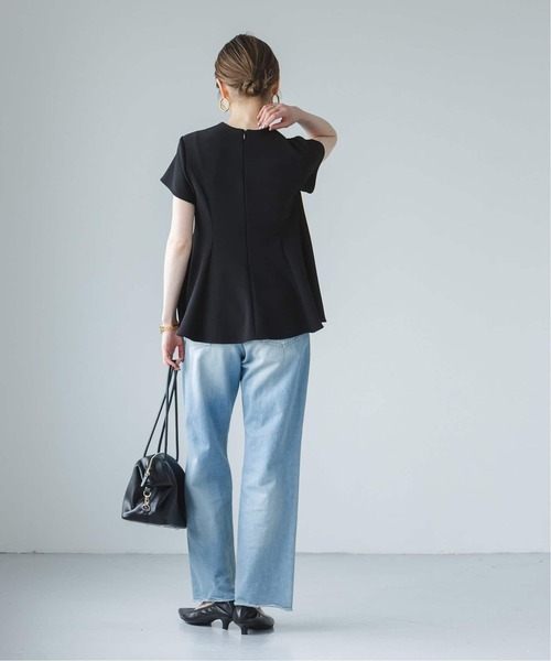 Noble(ノーブル)の「《追加・セットアップ対応》コンフォートジャージーライクペプラムブラウス(シャツ/ブラウス・レディース・ブルー系その他/ブラック/ホワイト系その他・FREE)」の9枚目の写真