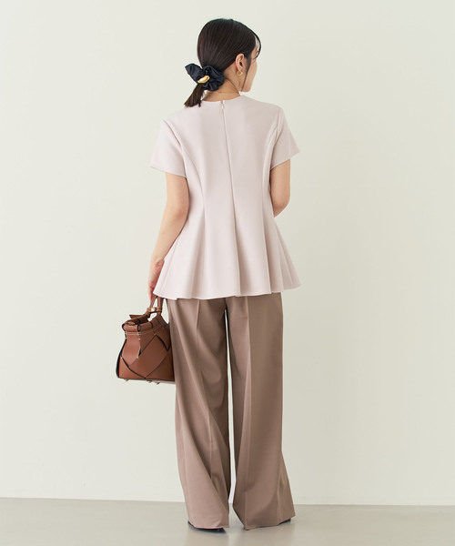 Noble(ノーブル)の「《追加・セットアップ対応》コンフォートジャージーライクペプラムブラウス(シャツ/ブラウス・レディース・ブルー系その他/ブラック/ホワイト系その他・FREE)」の14枚目の写真