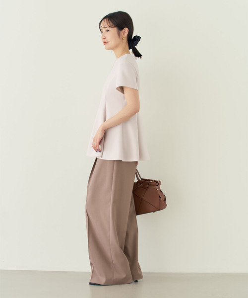 Noble(ノーブル)の「《追加・セットアップ対応》コンフォートジャージーライクペプラムブラウス(シャツ/ブラウス・レディース・ブルー系その他/ブラック/ホワイト系その他・FREE)」の19枚目の写真