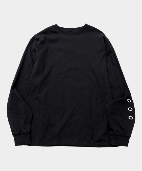 PLACE STUDIO（プレイススタジオ）の「ビーズグラフィックアイレットポイントコットンルーズフィット長袖ロングスリーブTシャツ[ブラック]（Tシャツ/カットソー・レディース・ブラック・FREE）」の3枚目の写真