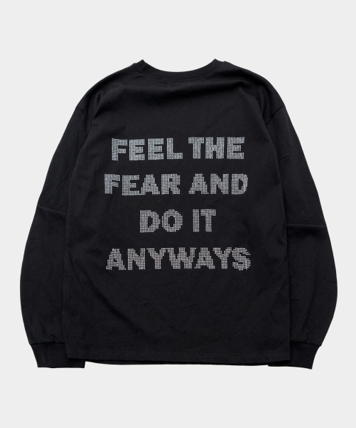 PLACE STUDIO（プレイススタジオ）の「ビーズグラフィックアイレットポイントコットンルーズフィット長袖ロングスリーブTシャツ[ブラック]（Tシャツ/カットソー・レディース・ブラック・FREE）」の4枚目の写真