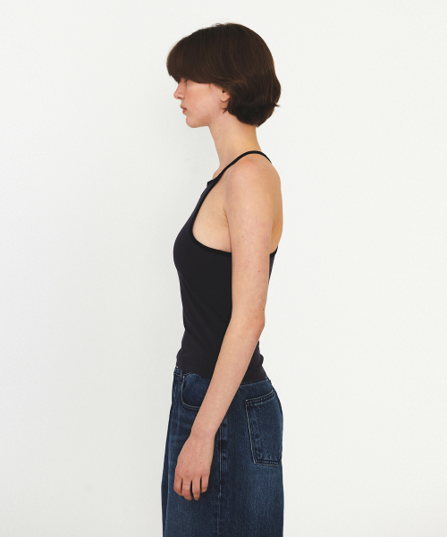 DIAGONAL(ダイアゴナル)の「UNBALANCE SLEEVELESS TOP (dark grey)(Tシャツ/カットソー・レディース・ダークグレー・FREE)」の10枚目の写真