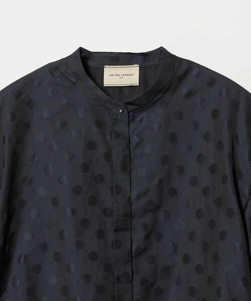 UNITED ARROWS(ユナイテッドアローズ)の「シアー ドット パフ ブラウス ‐ウォッシャブル‐(シャツ/ブラウス・レディース・ネイビー/ブラック/オフホワイト・FREE)」の16枚目の写真