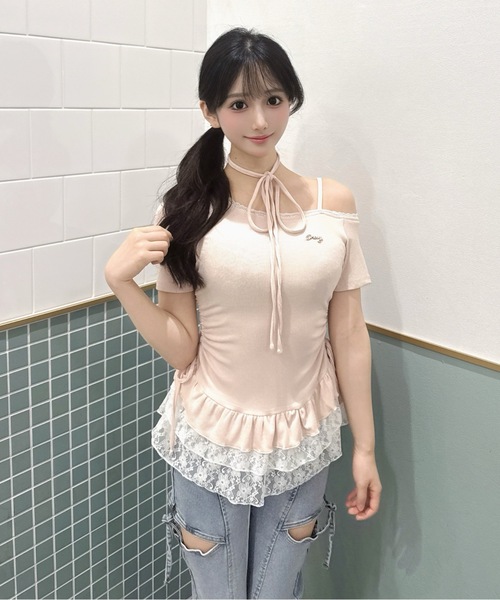 one way(ワンウェイ)の「チョーカーペプラムトップス(Tシャツ/カットソー・レディース・サックスブルー/グレー/ブラック系その他/ホワイト系その他/ホワイト/ピンク・FREE)」の6枚目の写真