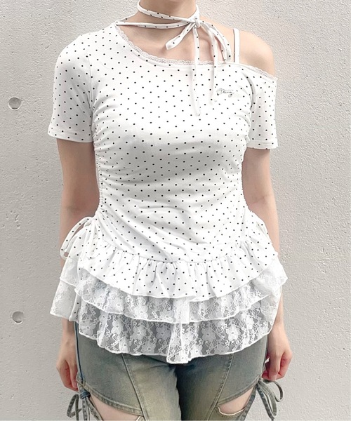 one way(ワンウェイ)の「チョーカーペプラムトップス(Tシャツ/カットソー・レディース・サックスブルー/グレー/ブラック系その他/ホワイト系その他/ホワイト/ピンク・FREE)」の11枚目の写真
