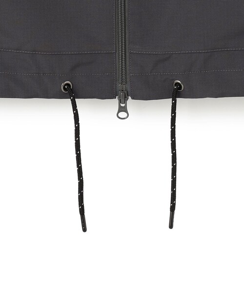 J.PRESS YORK STREET(ジェイプレスヨークストリート)の「【UNISEX】リップストップ マウンテンパーカー(マウンテンパーカー・メンズ・グレー系/カーキ系/ベージュ系・SMALL/MEDIUM/LARGE)」の6枚目の写真