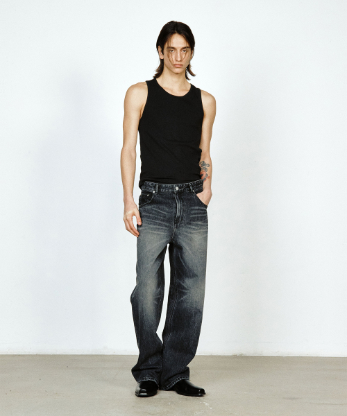 YUJI(ユジ)の「RIRI CHELSEA BOOT BLACK(ブーツ・レディース・ブラック・26cm/26.5cm/27cm/27.5cm/28cm)」の3枚目の写真