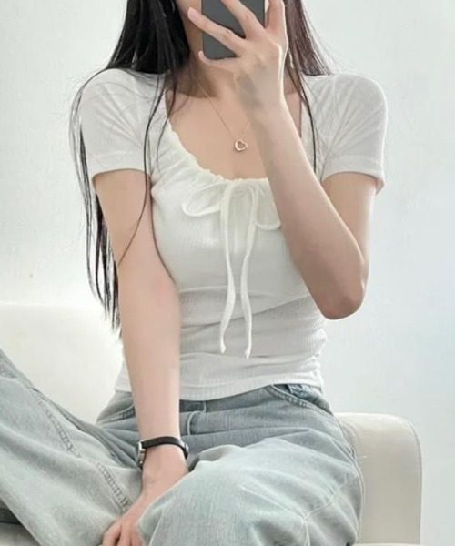 semplice(センプリチェ)の「カットソー【韓国ファッション】(Tシャツ/カットソー・レディース・ピンク/ブラック/ベージュ/ホワイト・F)」の17枚目の写真
