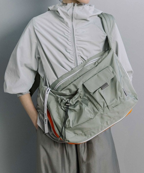 MARECHAL TERRE ショルダーバッグ ボディバッグ　グレー ボディバッグ（ボディバッグ/ウエストポーチ）｜MARECHAL TERRE