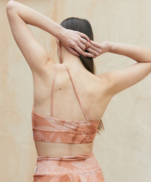 Julier Yoga and Relax(ジュリエヨガアンドリラックス)の「Julier palm treeアシンメトリーブラトップ(水着・レディース・ベージュ/オレンジ/ホワイト・0/1)」の7枚目の写真