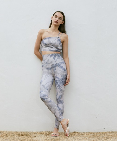 Julier Yoga and Relax(ジュリエヨガアンドリラックス)の「Julier palm treeアシンメトリーブラトップ(水着・レディース・ベージュ/オレンジ/ホワイト・0/1)」の14枚目の写真