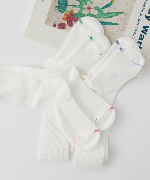 HANES(ヘインズ)の「Hanes/ヘインズ Hanes originals 3P ハーフパイル 足底転写ロゴ フルレングス丈ソックス 2026年 夏 夏服(ソックス/靴下・メンズ・ホワイト/ブラック/グレー・S)」の2枚目の写真