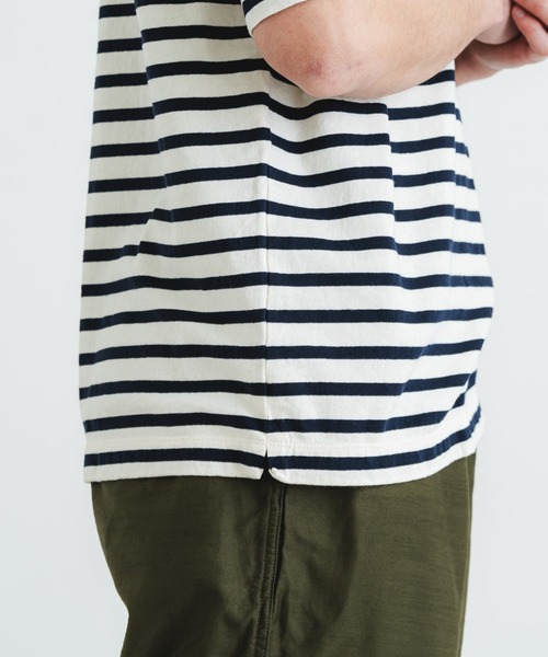 quadro（クオドロ）の「ドライ天竺ボーダークルーネックtee（Tシャツ/カットソー・メンズ・キナリ/ネイビー・MEDIUM/LARGE）」の6枚目の写真