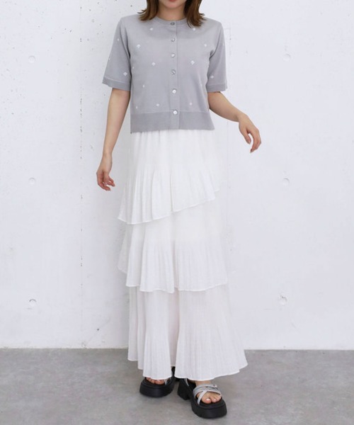 archives(アルシーヴ)の「スパンコール刺繍ニットカーディガン(カーディガン/ボレロ・レディース・アイボリー/ブラック/グレー/ピンク・MEDIUM)」の21枚目の写真
