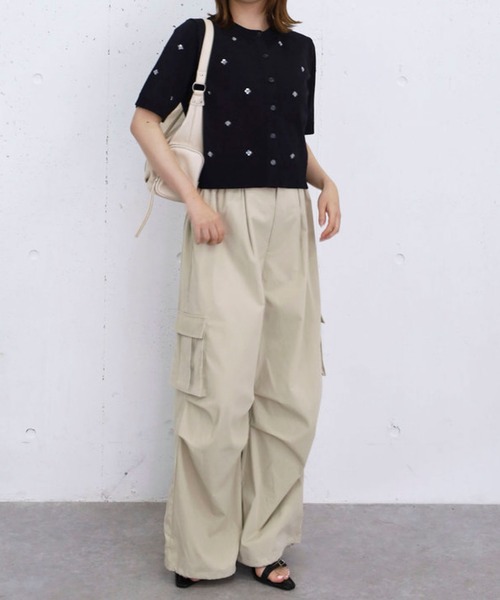 archives(アルシーヴ)の「スパンコール刺繍ニットカーディガン(カーディガン/ボレロ・レディース・アイボリー/ブラック/グレー/ピンク・MEDIUM)」の12枚目の写真