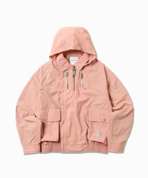 and wander（アンドワンダー）の「【and wander/アンドワンダー】water repellent light jacket（ナイロンジャケット）」