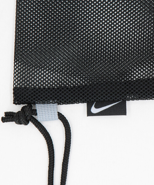 NIKE(ナイキ)の「NIKE/ナイキ NIKES SWIM 26SSメッシュワンショルダープールバッグ(ショルダーバッグ・メンズ・ブルーグリーン/ブラック/レッド/グレー・ONE SIZE)」の8枚目の写真