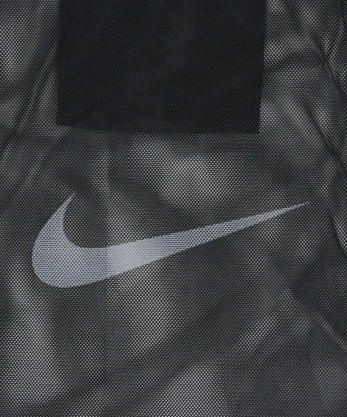 NIKE(ナイキ)の「NIKE/ナイキ NIKES SWIM 26SSメッシュワンショルダープールバッグ(ショルダーバッグ・メンズ・ブルーグリーン/ブラック/レッド/グレー・ONE SIZE)」の9枚目の写真