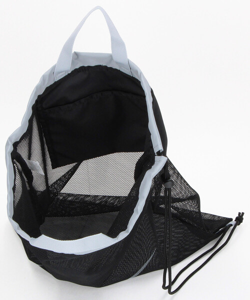 NIKE(ナイキ)の「NIKE/ナイキ NIKES SWIM 26SSメッシュワンショルダープールバッグ(ショルダーバッグ・メンズ・ブルーグリーン/ブラック/レッド/グレー・ONE SIZE)」の10枚目の写真