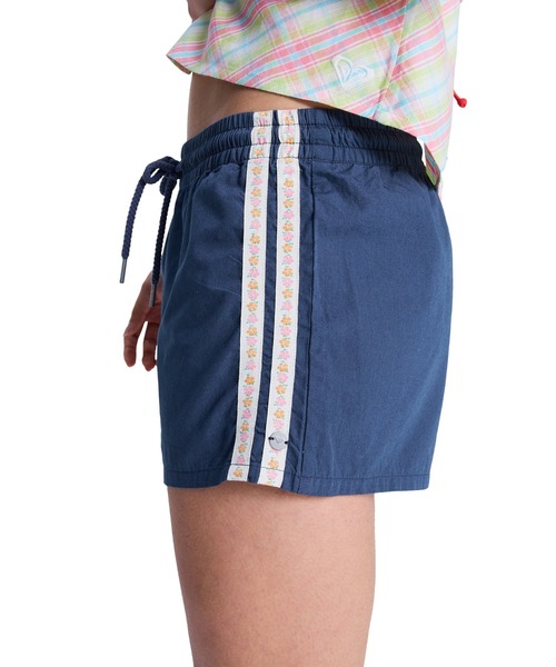 ROXY(ロキシー)の「ROXY ウィメンズ SUNLIT SMILES SHORT ショートパンツ 【2026年春夏モデル】/ロキシーウエストゴムショートパンツ(その他パンツ・レディース・ネイビー/アクア・MEDIUM/SMALL/X-SMALL)」の6枚目の写真