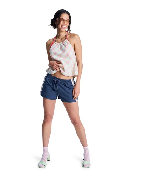 ROXY(ロキシー)の「ROXY ウィメンズ SUNLIT SMILES SHORT ショートパンツ 【2026年春夏モデル】/ロキシーウエストゴムショートパンツ(その他パンツ・レディース・ネイビー/アクア・MEDIUM/SMALL/X-SMALL)」の7枚目の写真