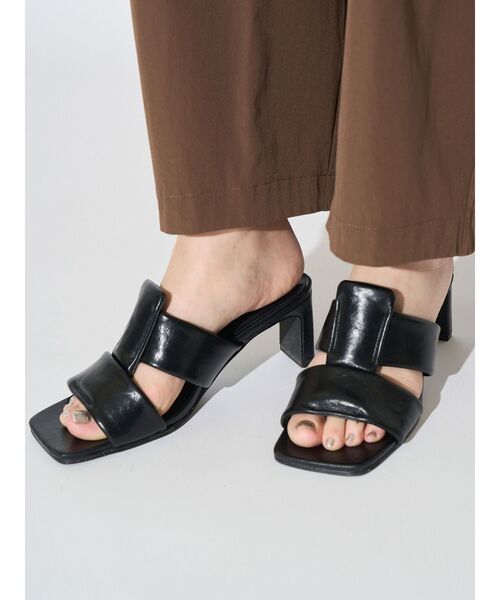 ELENDEEK(エレンディーク)の「CROSS BAND SANDAL(サンダル・レディース・ブラック/イエロー・38/37)」の11枚目の写真