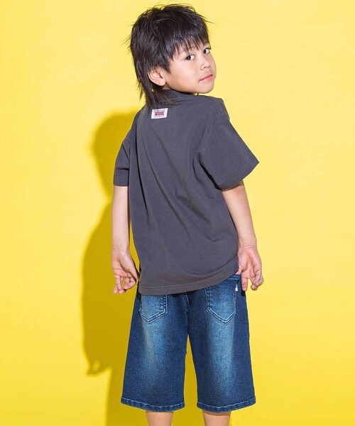WASK(ワスク)の「【KAVU】ワスクシャークグラフィックTシャツ(Tシャツ/カットソー・キッズ・ブラック/ブルー・120cm/140cm)」の5枚目の写真